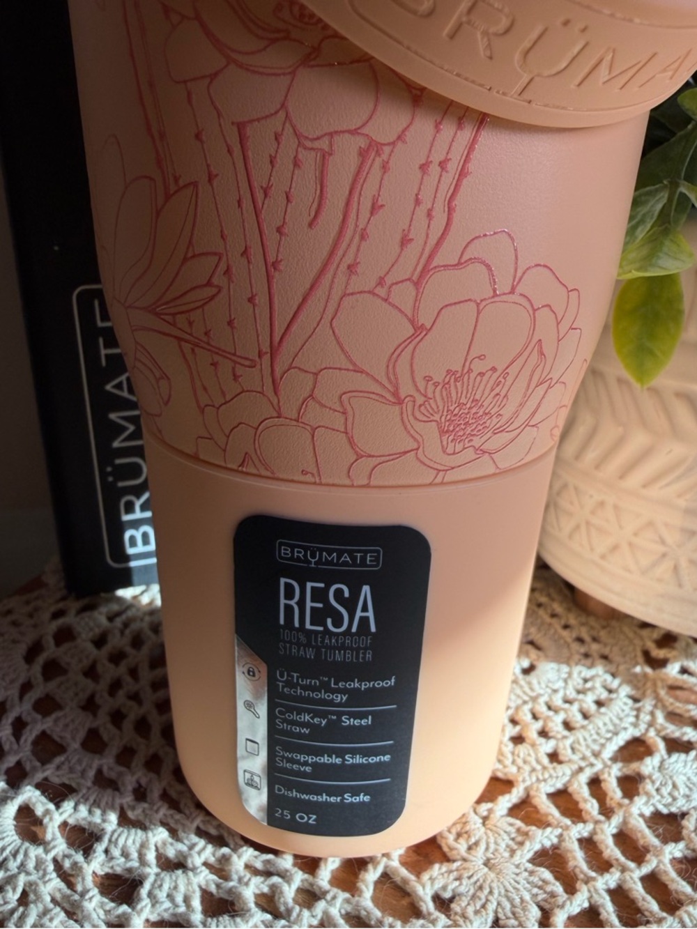 BRÜMATE RESA 25oz Cactus Bloom – NWT - Picture 3 of 3